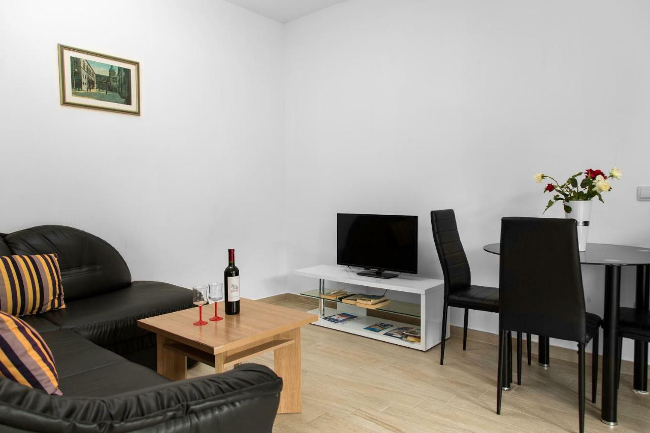 Dubravka Apartmani Mokošica エクステリア 写真